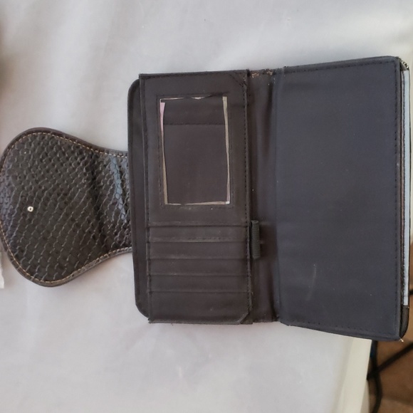 Small Black Wallet ⚫ - Picture 2 of 6